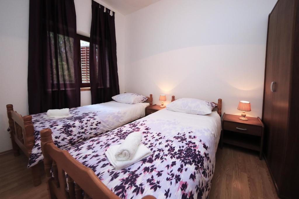 Hotel Agrotourism Galic Krka Drinovci Esterno foto