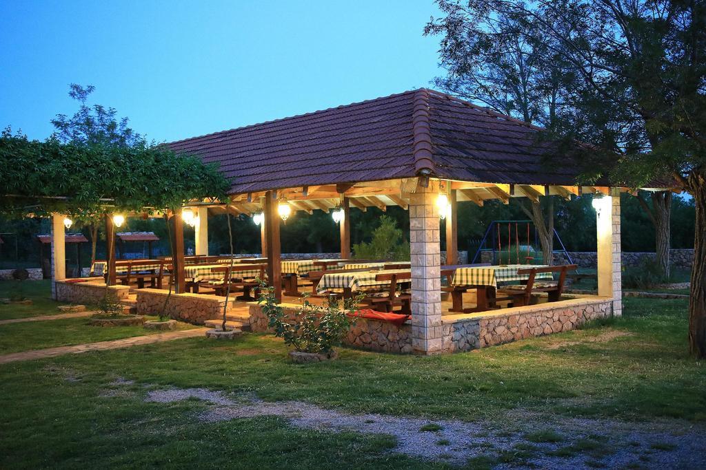 Hotel Agrotourism Galic Krka Drinovci Esterno foto